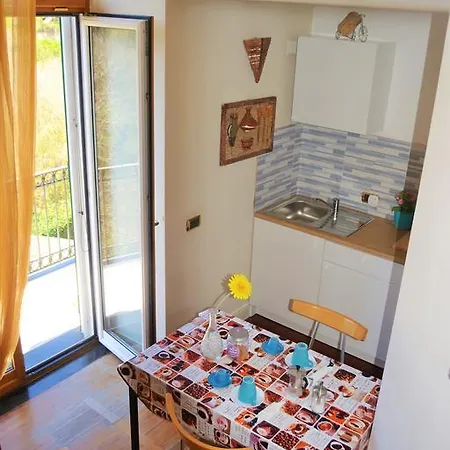 Apartment Maruzzella A Capodimonte Naples
